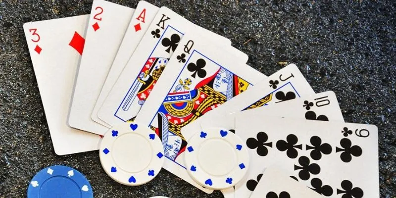 Luật chơi chính xác trong game Poker